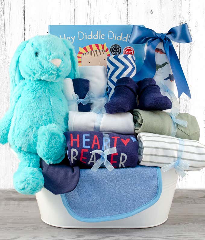 Bringing Home Baby Deluxe Gift Basket - Blue