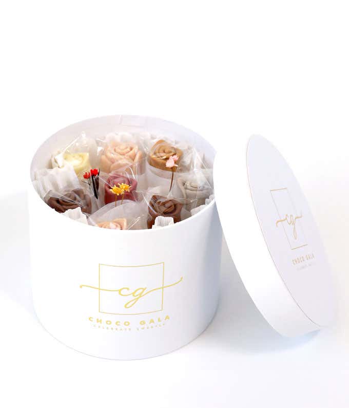 Chocolate Rose Garden - White